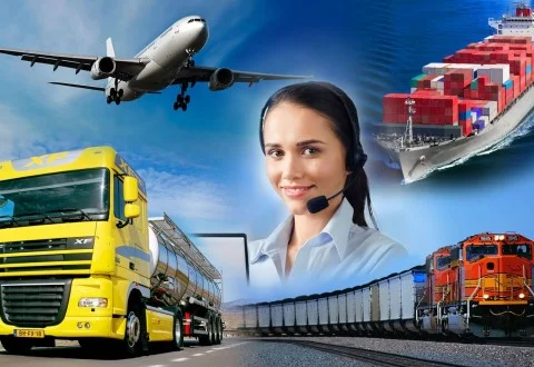 девушка специалист по перевозкам, самолет, грузовик, корабль, поезд